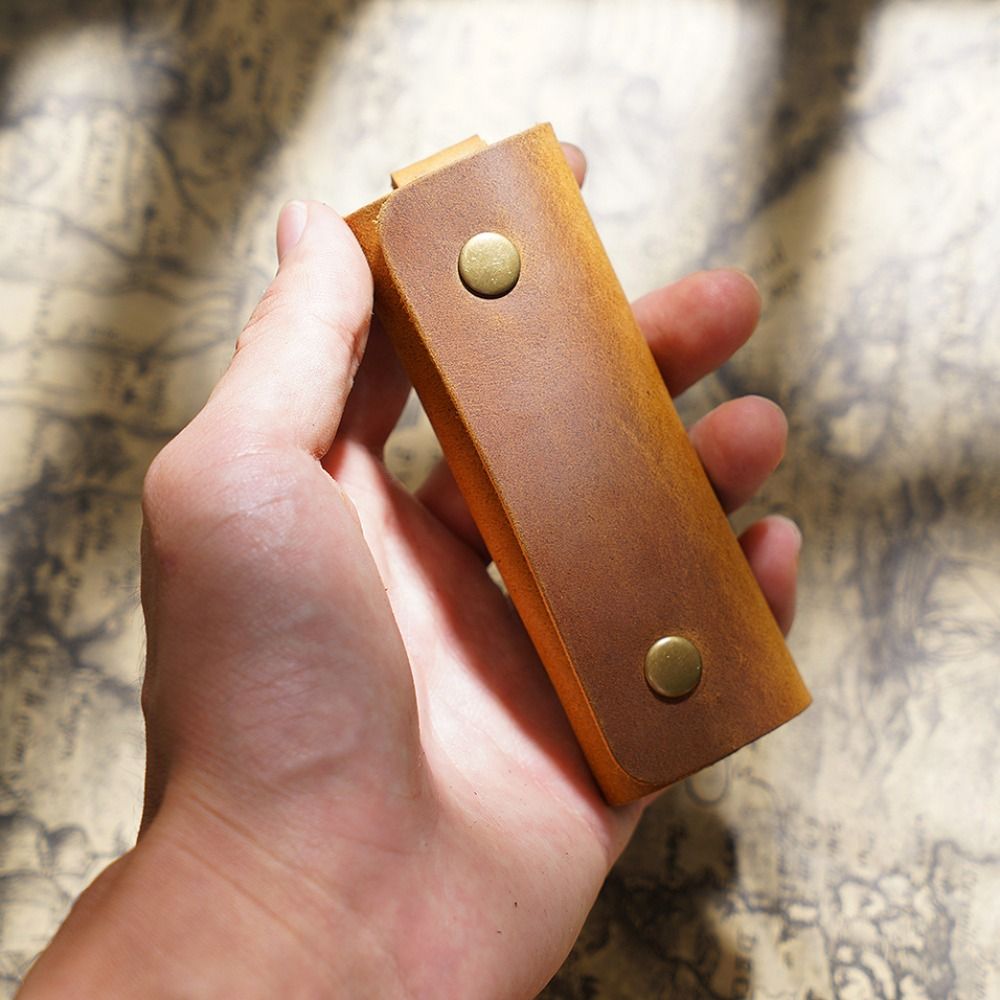 Genuine Leather Mini Key Bag M - огляд і ціна Men'S Minimalist Accessories