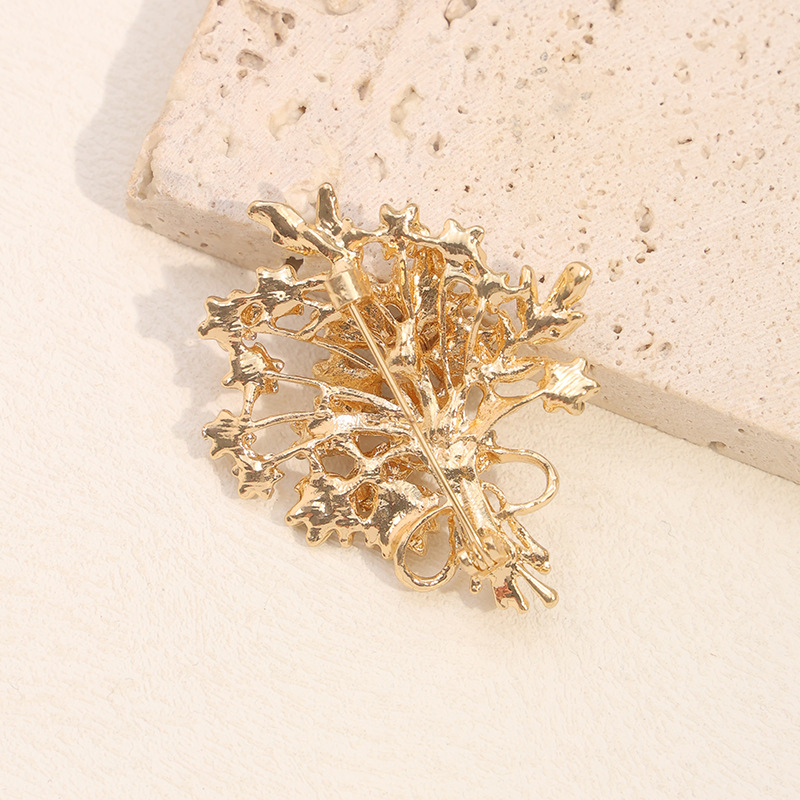 Luxury Brooches for Women Men  - огляд і ціна Men Accessories Bouquet