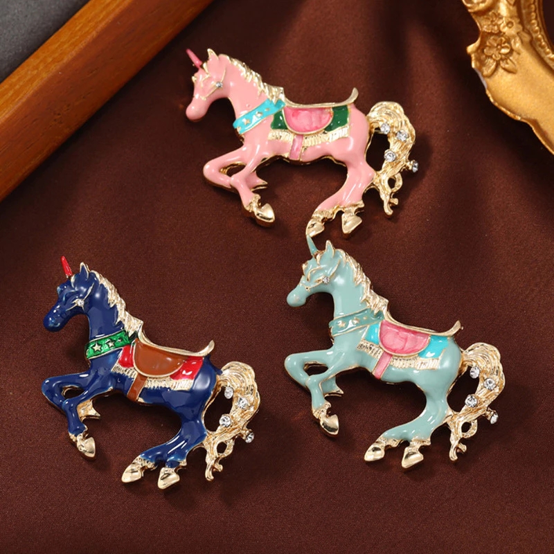 Vintage Enamel Horse Brooches  - огляд і ціна Men Accessories Bouquet