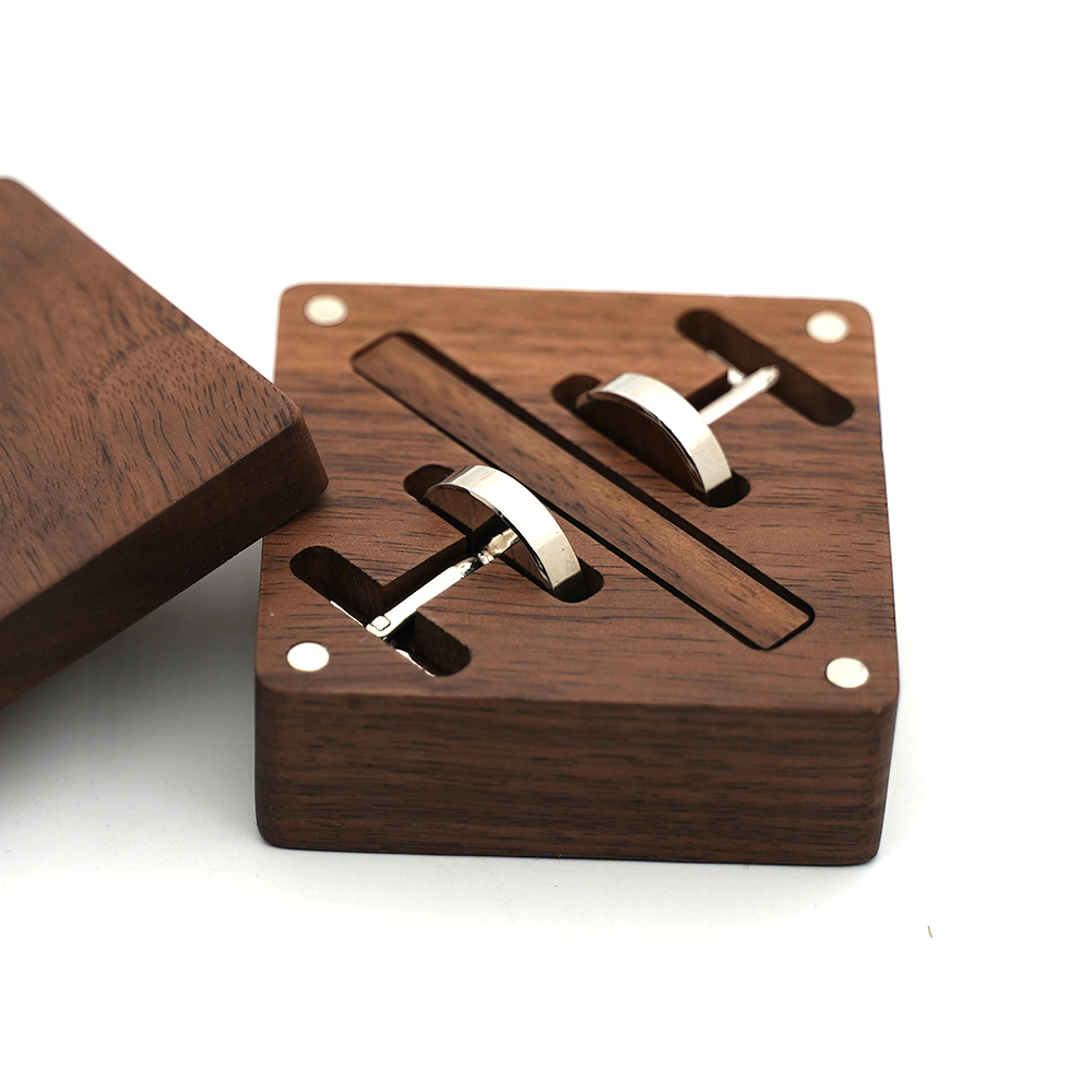Custom Engraved Wooden Groom A - огляд і ціна Cufflink Box Set