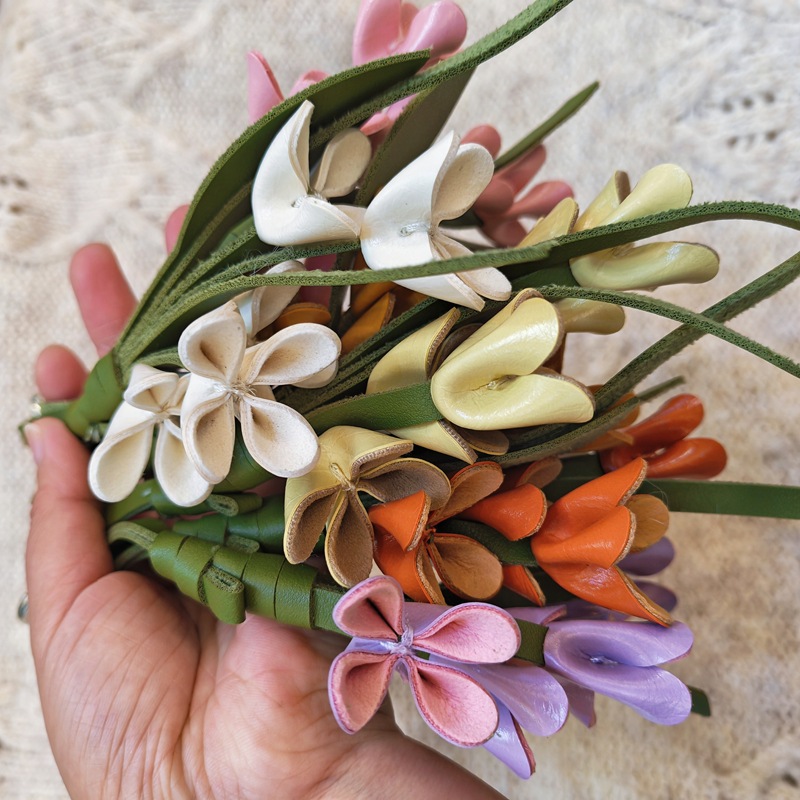 Handmade Tulip Bouquet Leather - огляд і ціна Men Accessories Bouquet